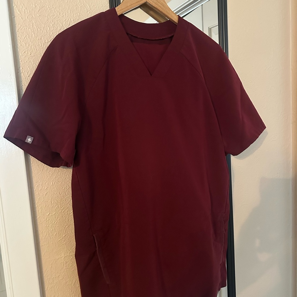 Men’s Figs Burgundy Scrub Set (top and bottom)